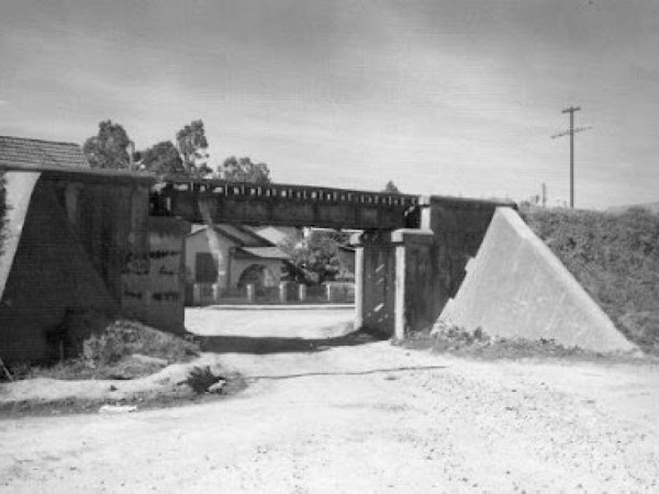 Viaduto Ferroviário Demolido